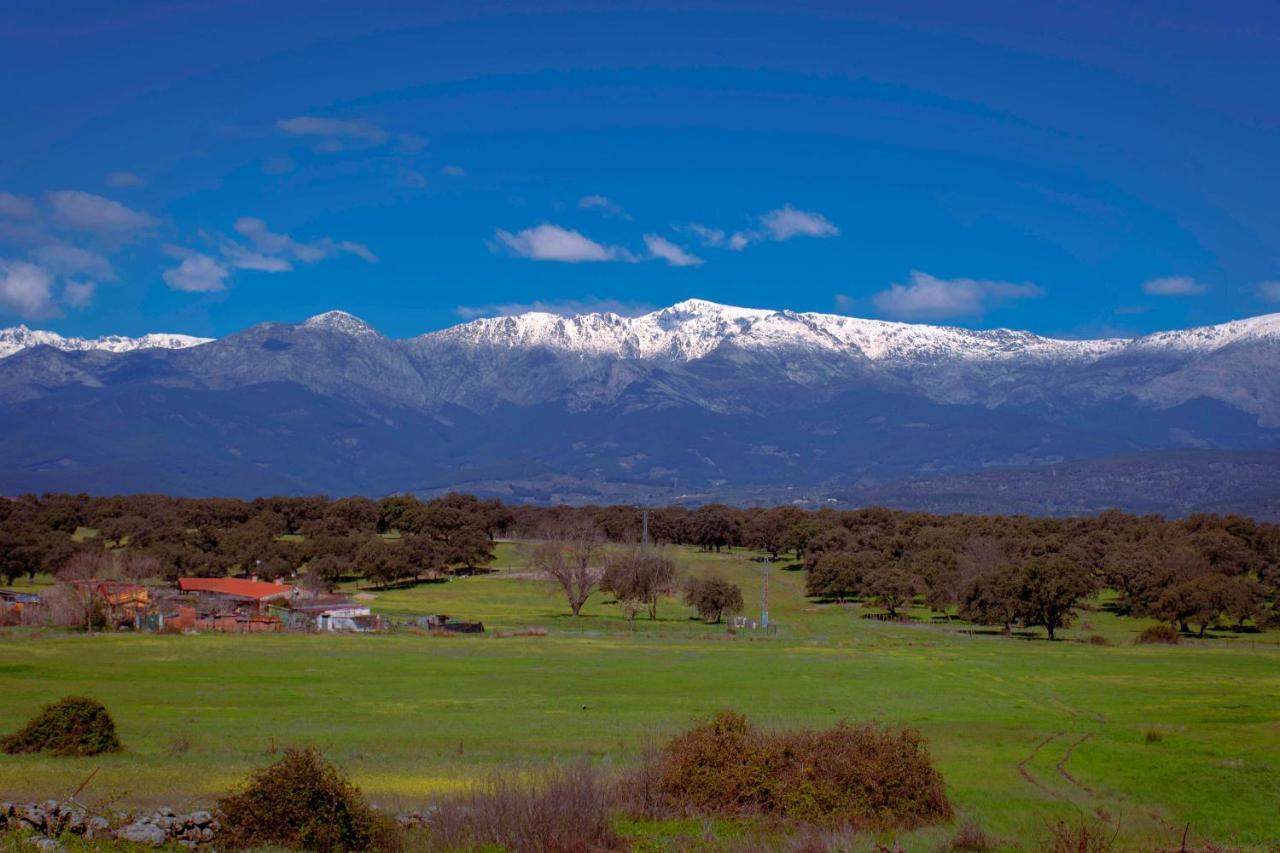 Estrellas De Gredos Arenas de San Pedro Eksteriør bilde